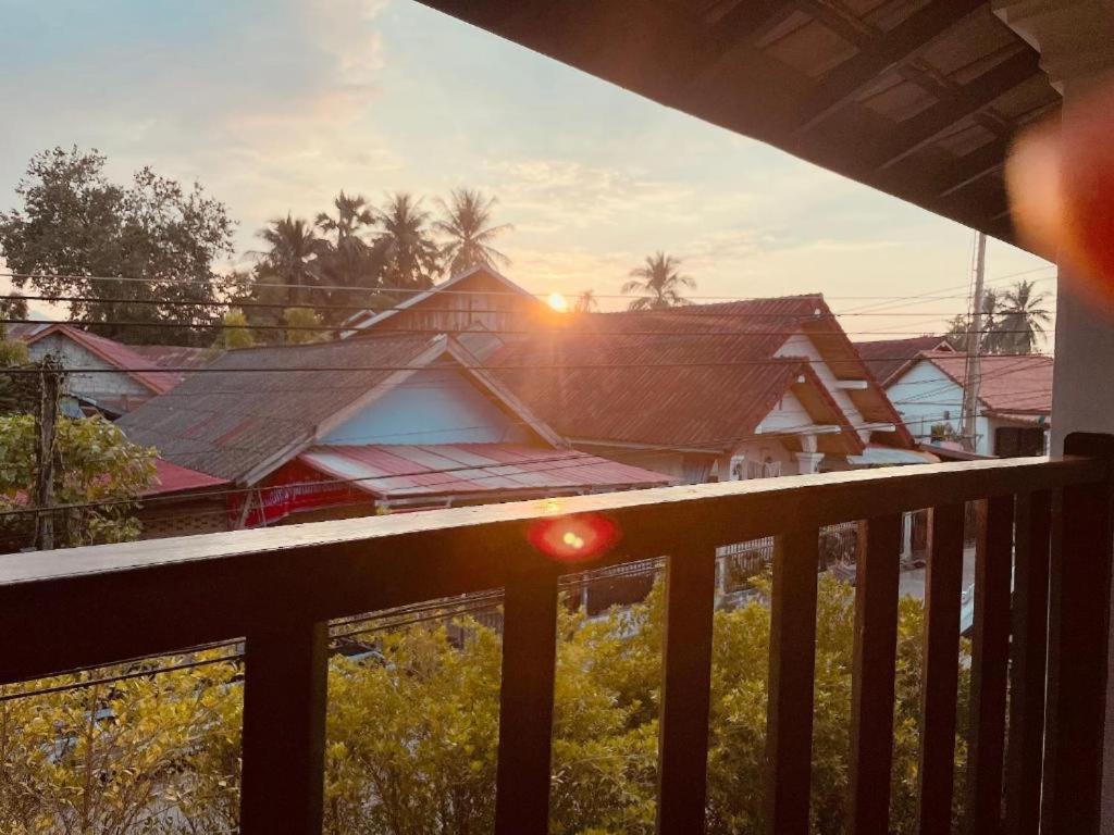 Moonlight Champa Riverview Luang Prabang Exterior foto